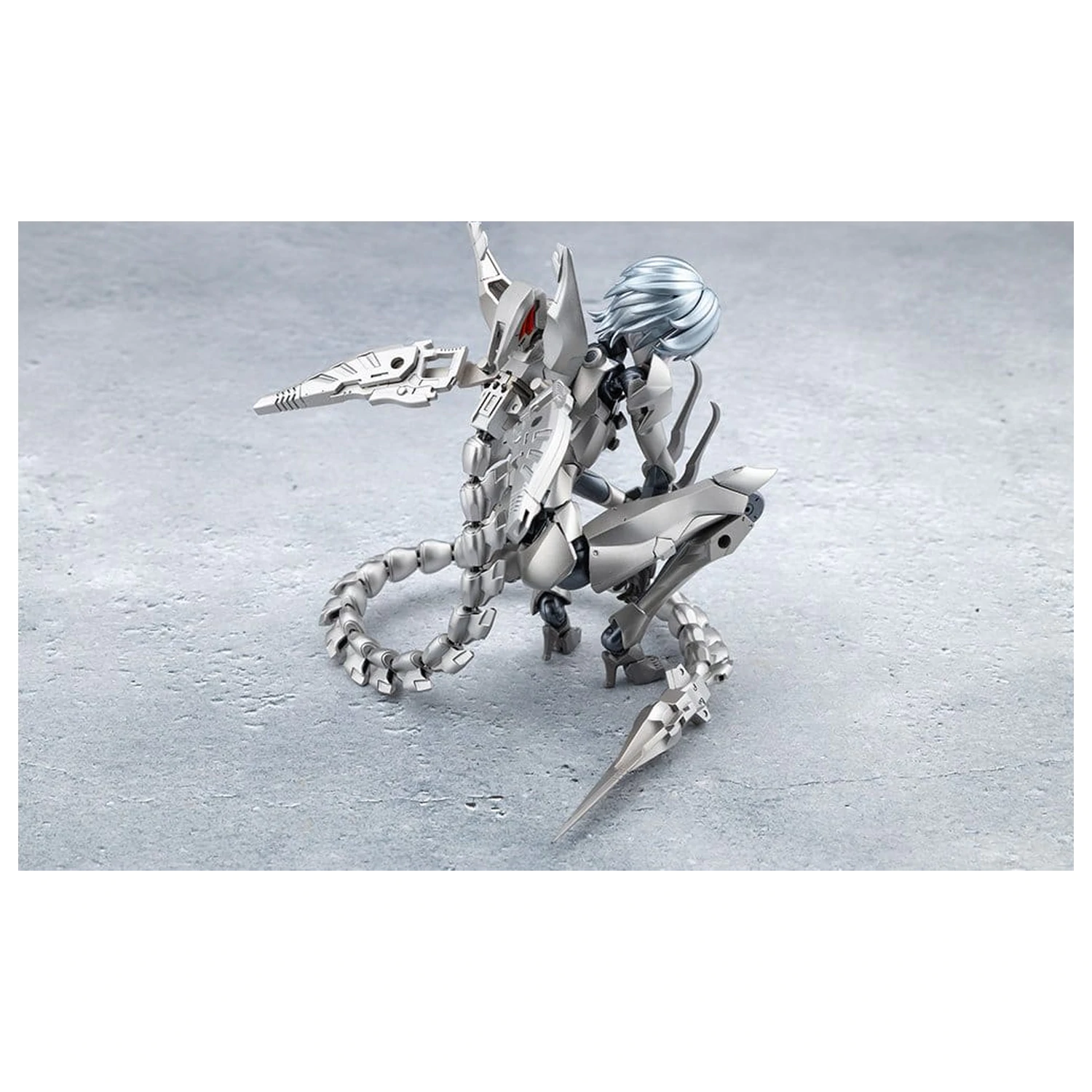 Megalomaria Unlimited Universe Plastikmodell Wreckage Hunter 25 cm Produktfoto