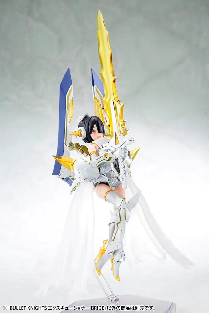 Megami Device Plastic Model Kit 1/1 Bullet Knights Executioner Bride 19 cm Produktfoto