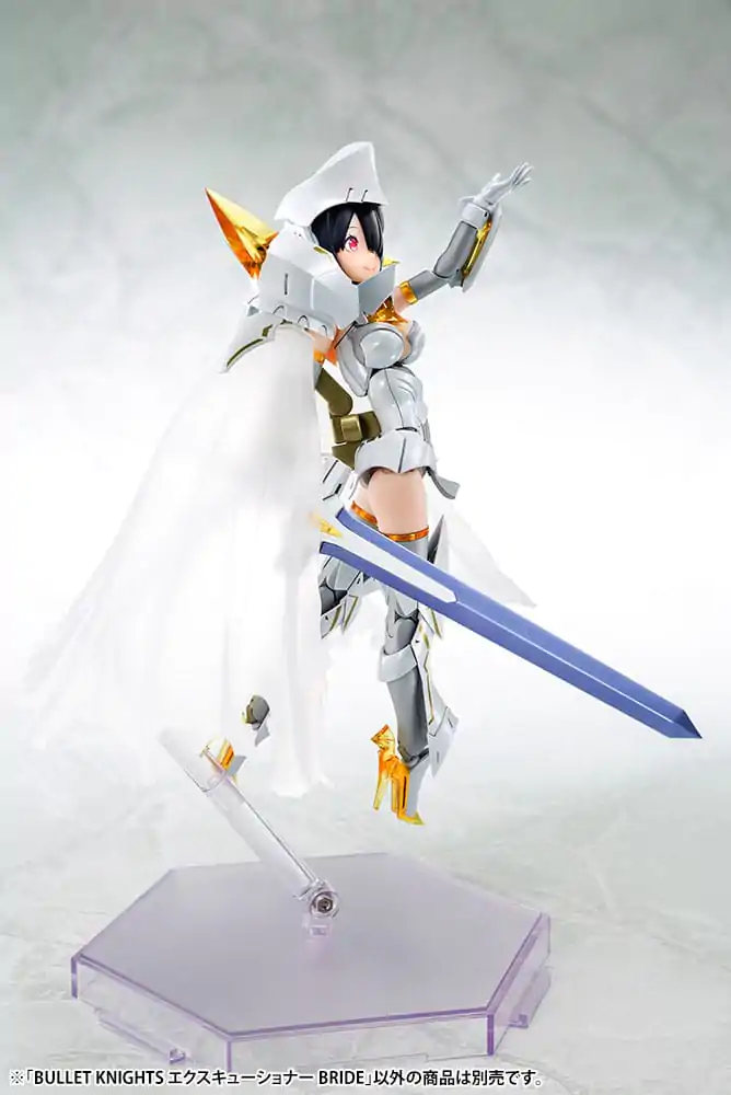 Megami Device Plastic Model Kit 1/1 Bullet Knights Executioner Bride 19 cm Produktfoto