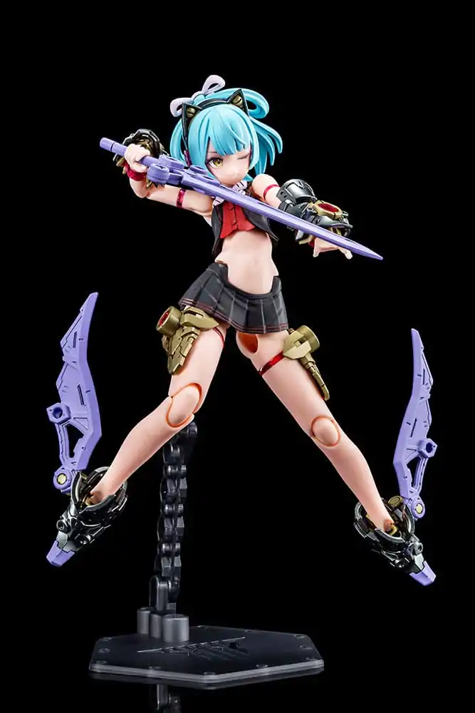 Megami Device Plastic Model Kit 1/1 Buster Doll Knight Darkness Claw 16 cm termékfotó