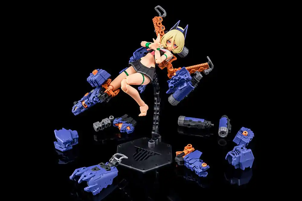 Megami Device Plastic Model Kit 1/1 Buster Doll Tank Midnight Fang 17 cm termékfotó