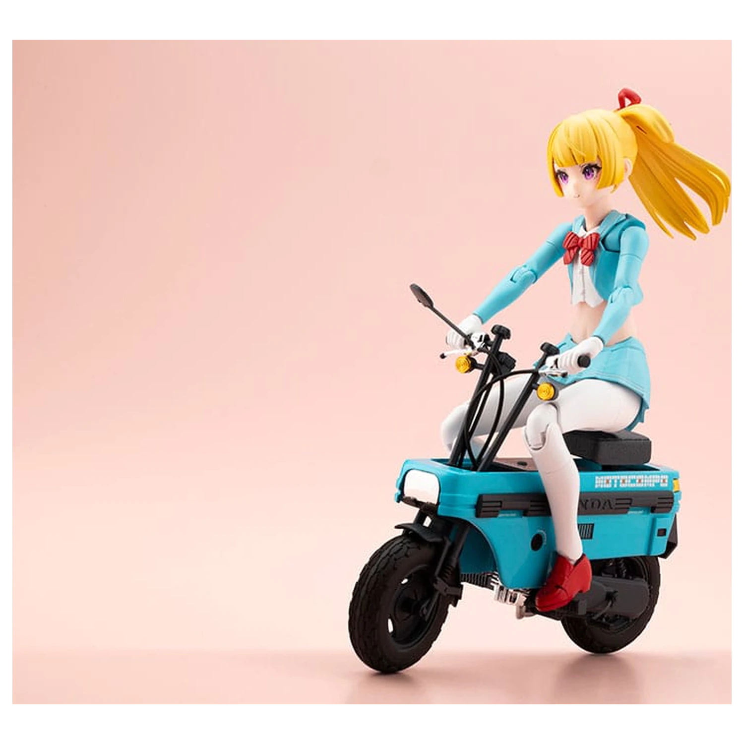 Megami Device Buster Doll Series Plastikmodellbausatz 1/1 Knight Alice mit Honda AB12 Motocompo 15 cm Produktfoto