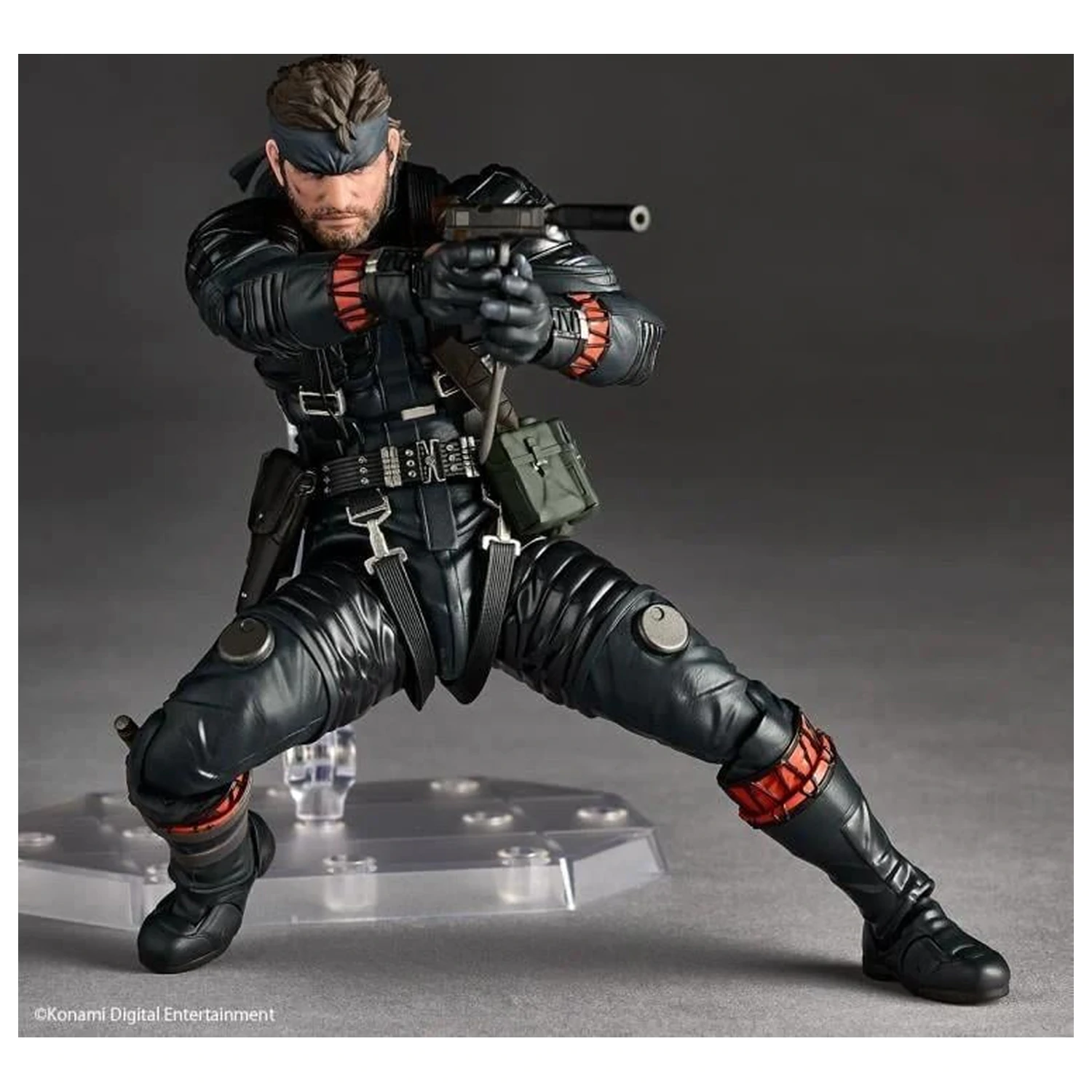 Metal Gear Solid Delta: Naked Snake Figur Revoltech A.Y. 17 cm Produktfoto