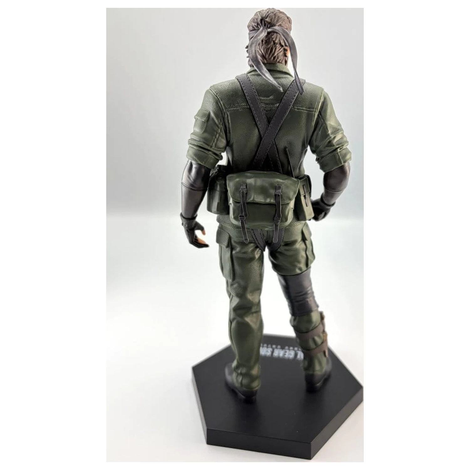 Metal Gear Solid Delta: Snake Eater PVC Figur Naked Snake 20 cm Produktfoto