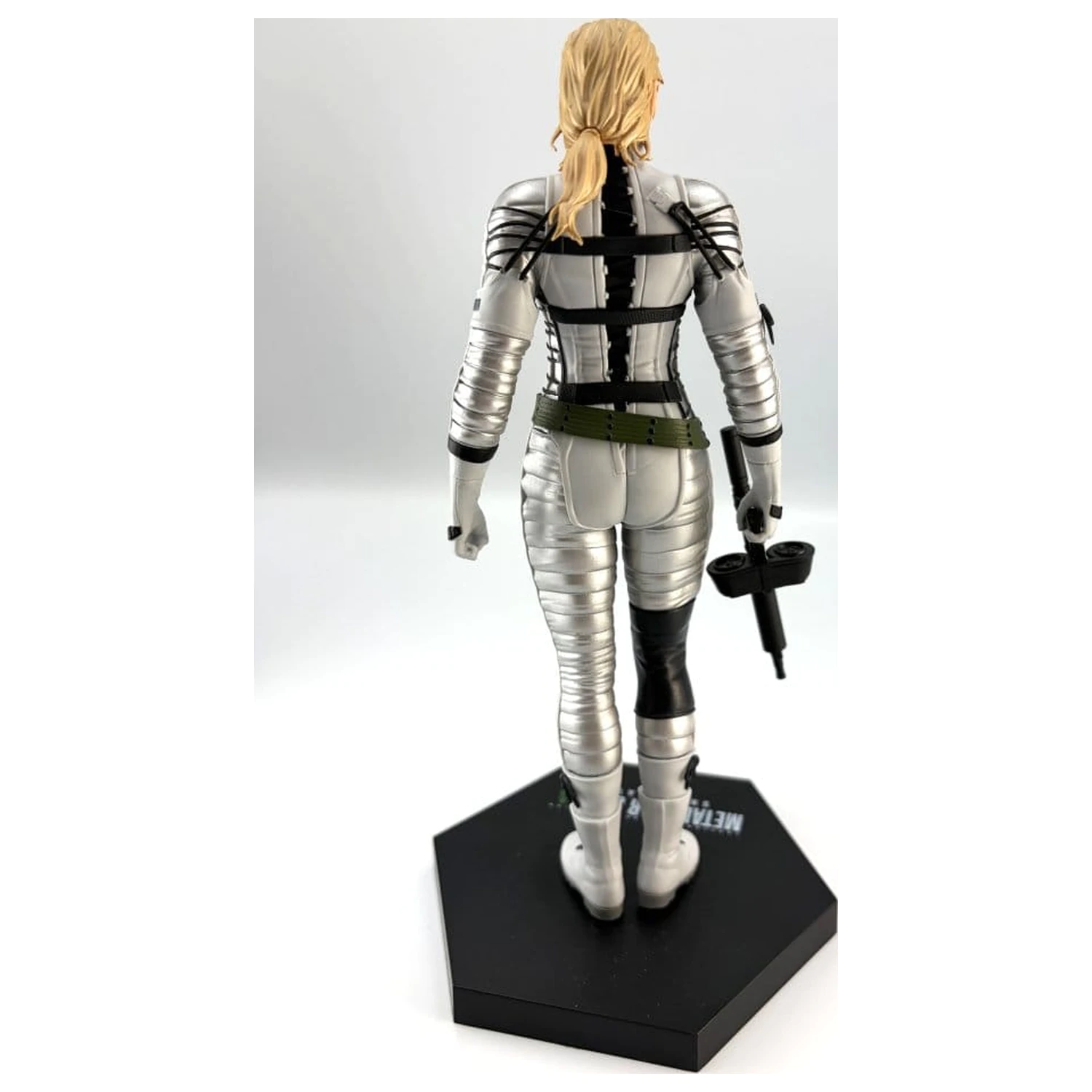 Metal Gear Solid Delta: Snake Eater PVC Figur The Boss 20 cm Produktfoto