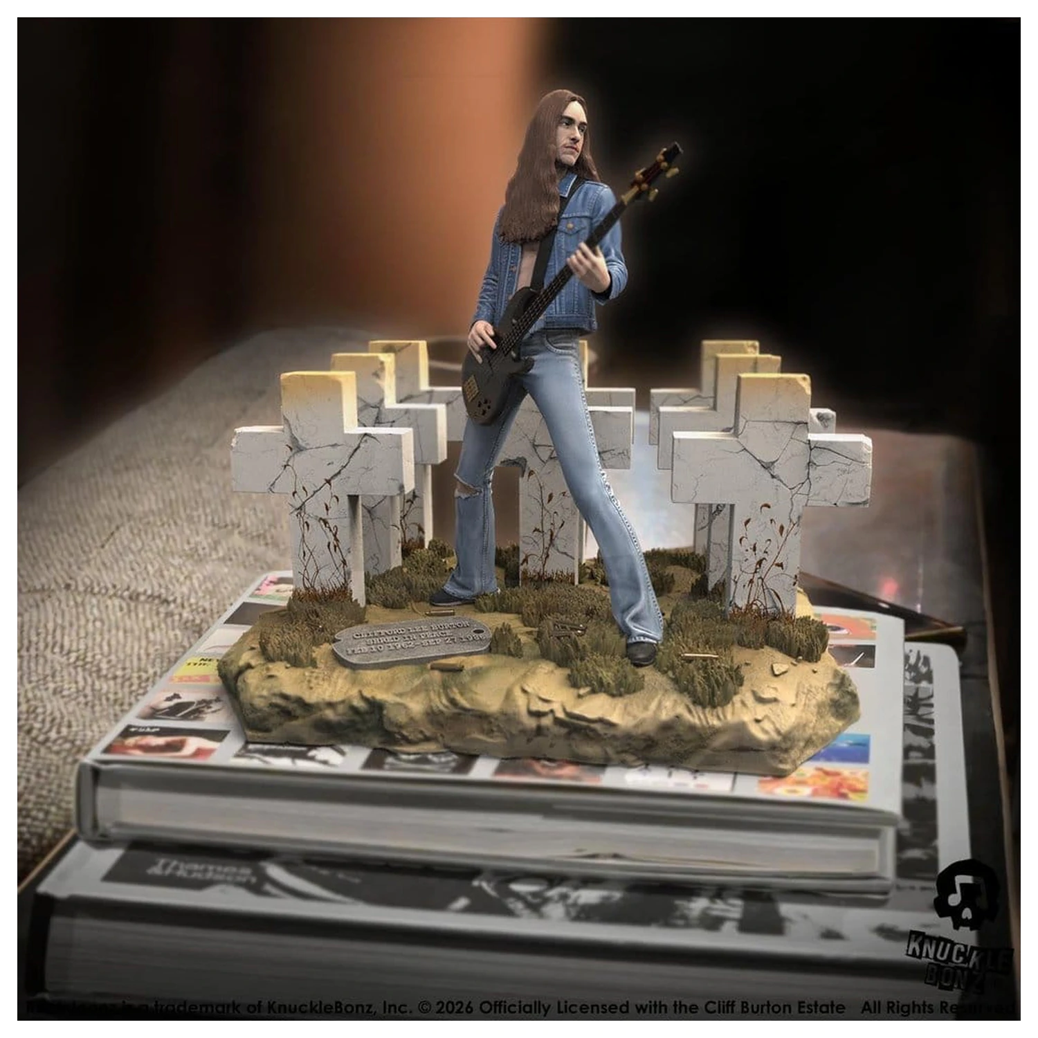 Metallica Rock Iconz Figur Cliff Burton III 21 cm Produktfoto