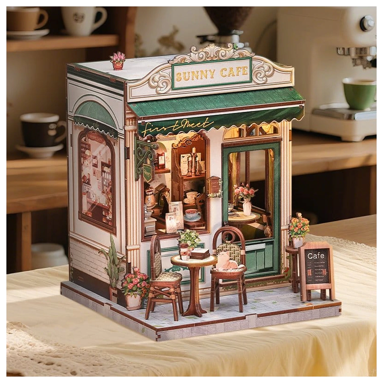 Miniatur Haus Modellbausatz Sunny Cafe 20 x 16 cm Produktfoto