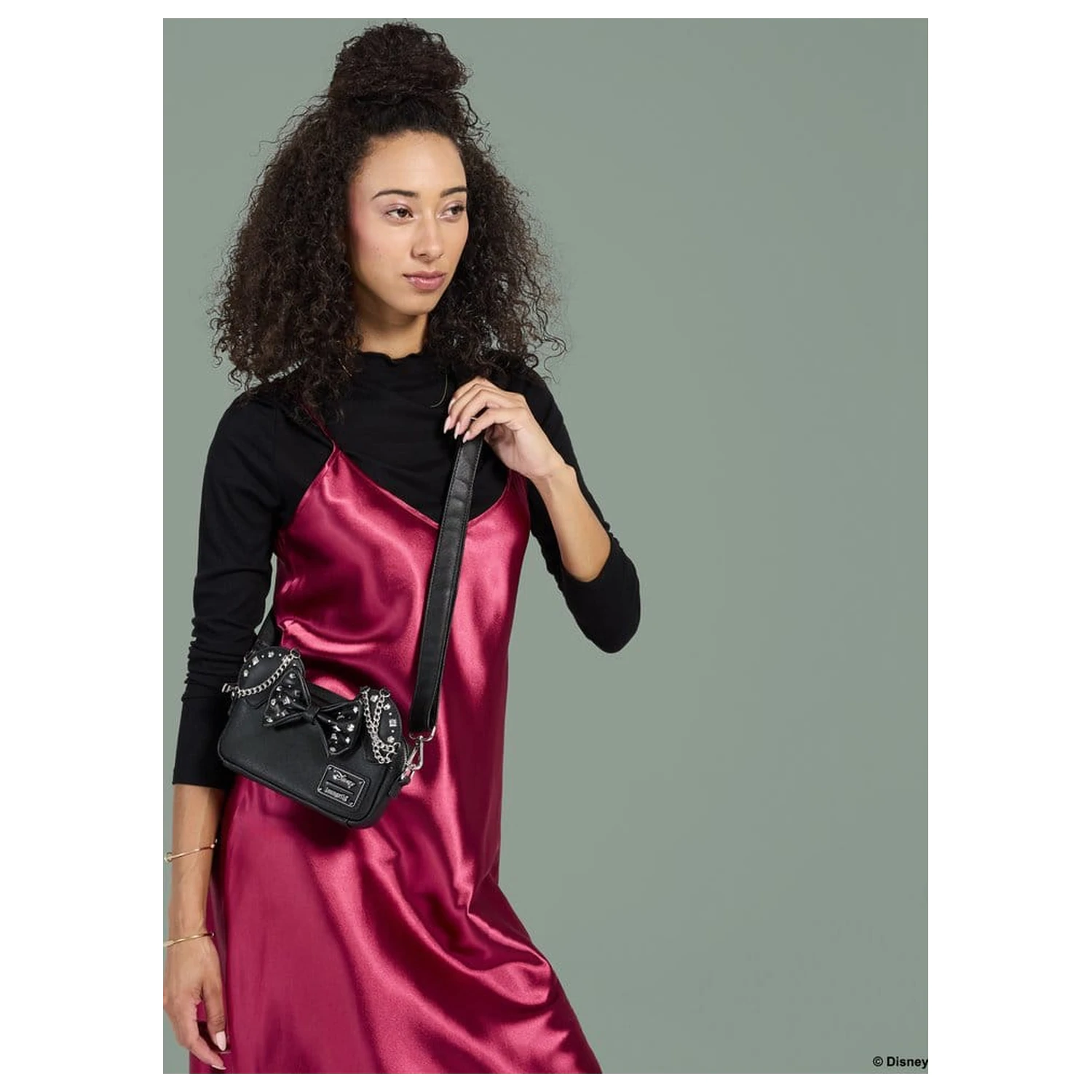 Minnie Mouse by Loungefly Sling Bag Nieten & Ketten Produktfoto
