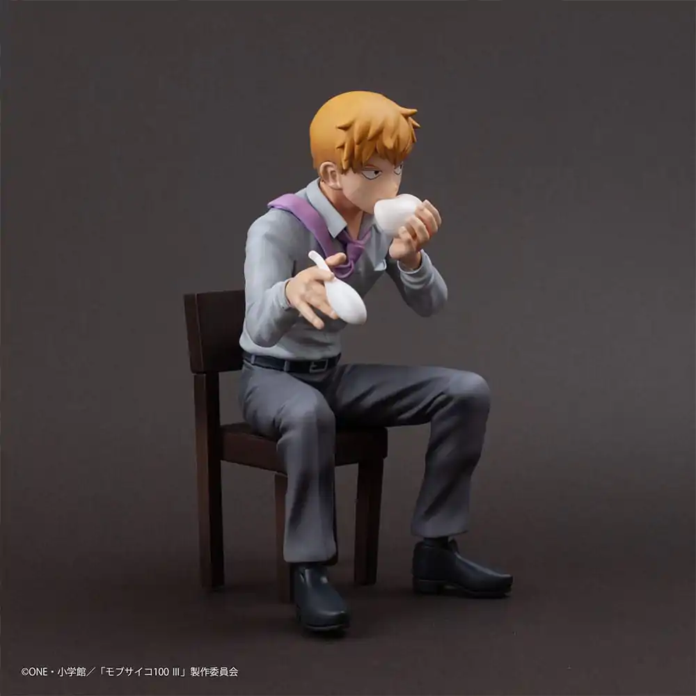 Mob Psycho 100 III x Bunbougu Cafe 2022 PVC Statue Arataka Reigen 14 cm Produktfoto