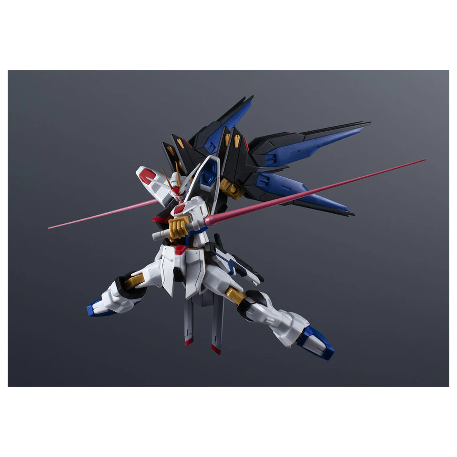Mobile Suit Gundam SEED Destiny Gundam Universe ZGMF-X20A Strike Freedom Gundam Renewal Figur 15cm Produktfoto