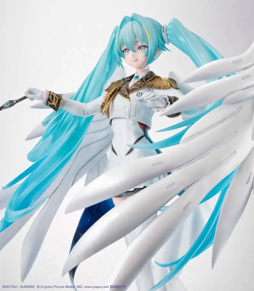 Mobile Suit Gundam x Hatsune Miku Lucrea PVC Statue Hatsune Miku x Wing Gundam Zero EW 45th Anniversary 27 cm Produktfoto