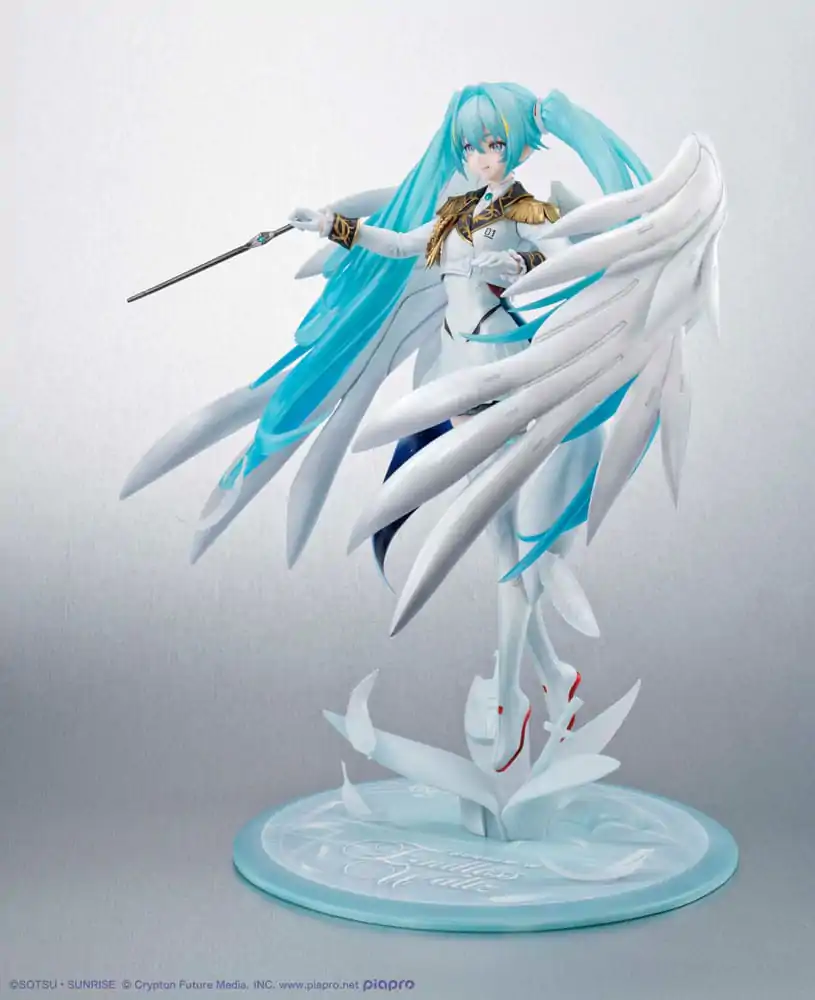 Mobile Suit Gundam x Hatsune Miku Lucrea PVC Statue Hatsune Miku x Wing Gundam Zero EW 45th Anniversary 27 cm Produktfoto
