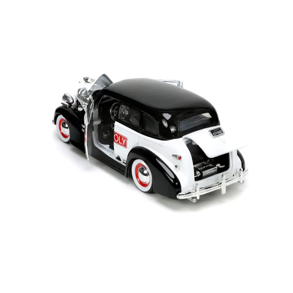 Monopoly Hollywood Rides Diecast Modell 1/24 1939 Chevrolet Master Deluxe mit Monopoly Figur Produktfoto