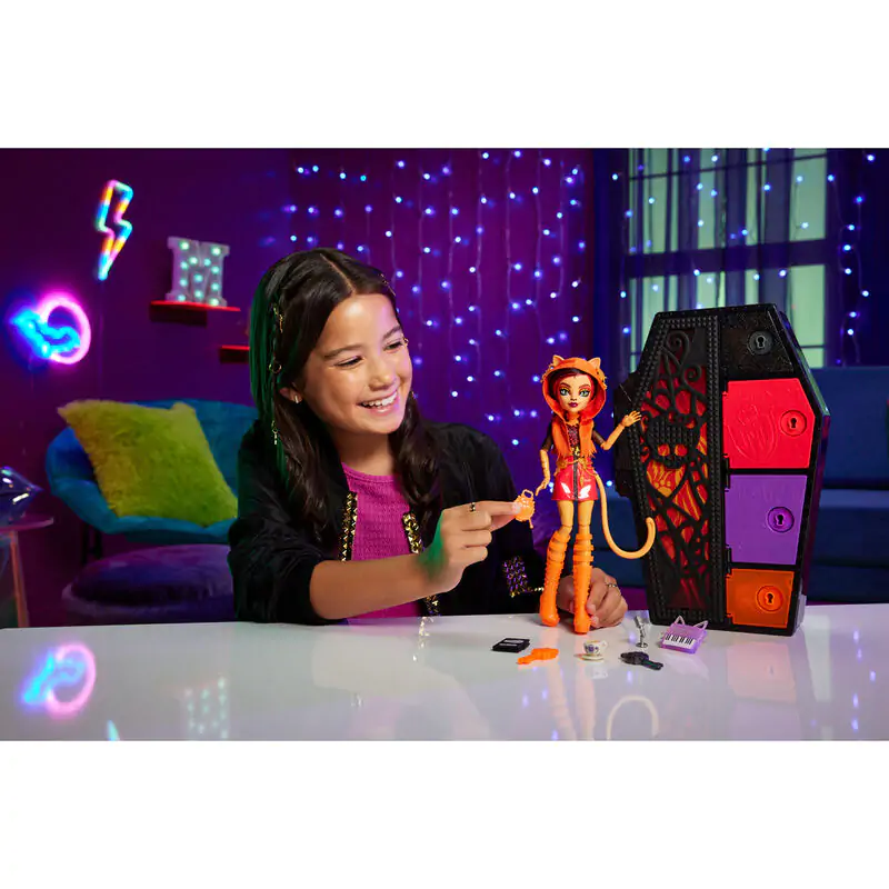 Monster High Skullmate Secrets Neon Frights Toralei Puppe 25cm Produktfoto