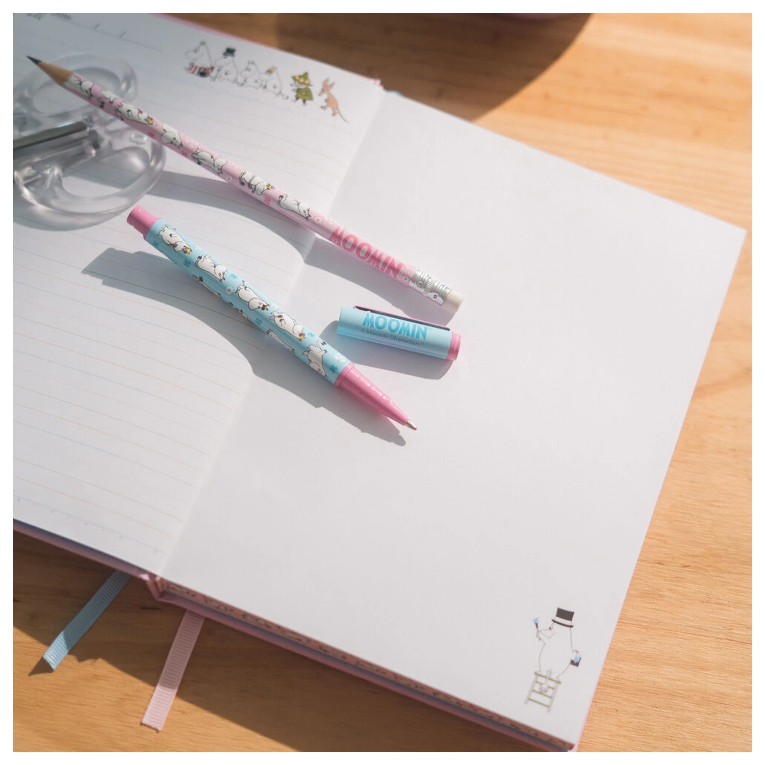 Moomin Set Federmäppchen, Kugelschreiber und Bleistift Produktfoto