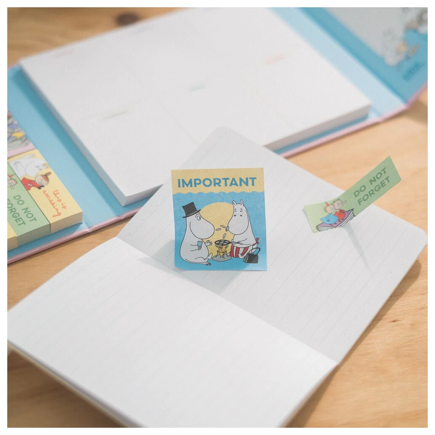 Moomin Wochenplaner mit Haftnotizen Produktfoto