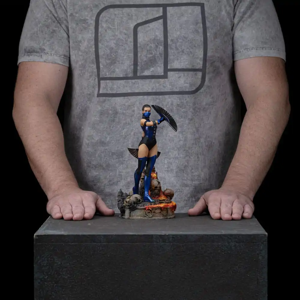 Mortal Kombat Art Scale Statue 1/10 Kitana 22 cm Produktfoto