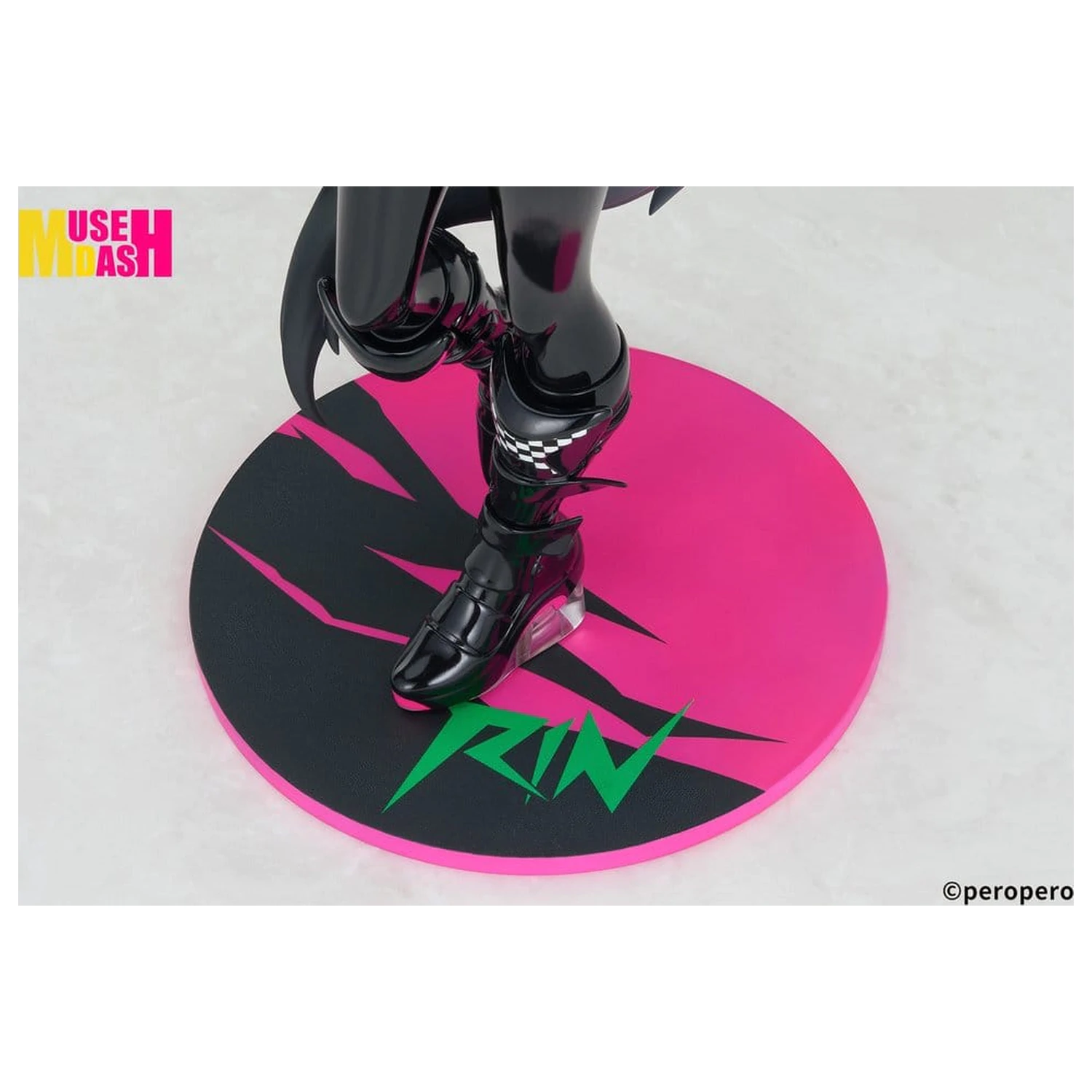 Muse Dash Limpie Series PVC Figur 1/8 Rin Racer Ver. 24 cm Produktfoto