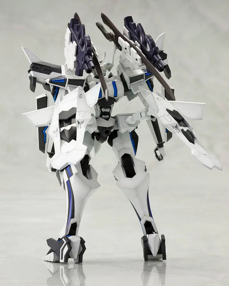 Muv-Luv Alternative Plastic Model Kit 1/144 Shiranui 2nd Phase 2 Yuya Bridges Ki 14 cm Produktfoto
