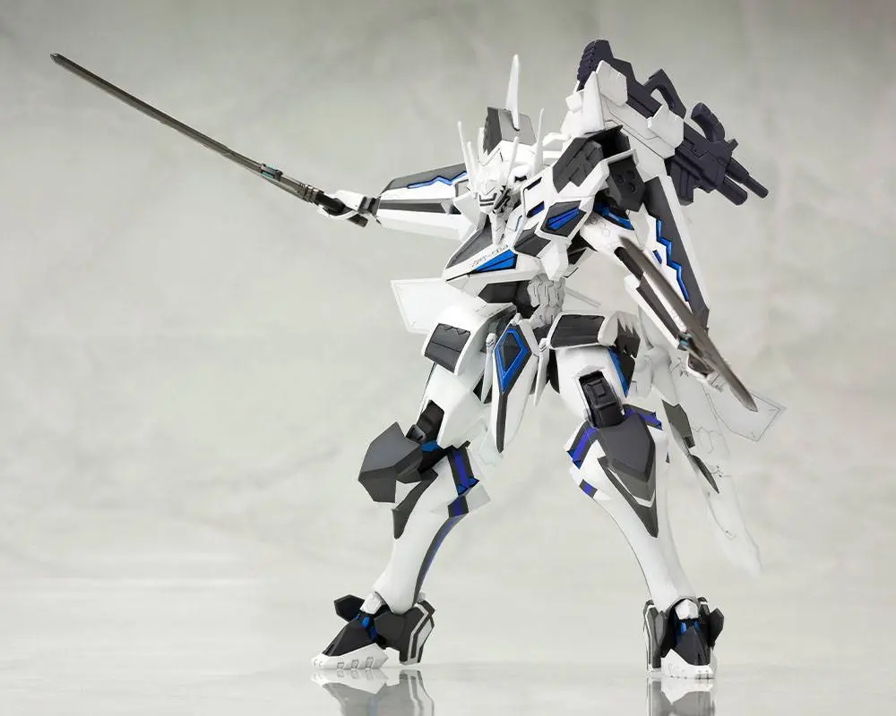 Muv-Luv Alternative Plastic Model Kit 1/144 Shiranui 2nd Phase 2 Yuya Bridges Ki 14 cm Produktfoto