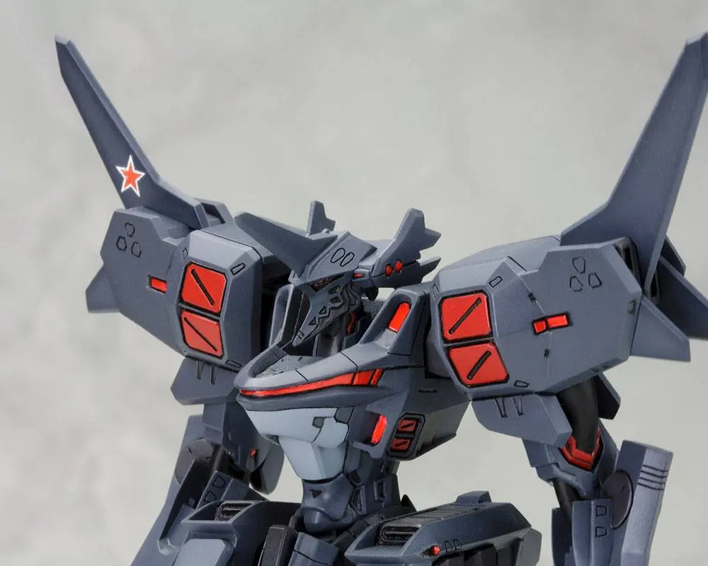 Muv-Luv Alternative Total Eclipse Plastic Model Kit 1/144 SU-47 Berkut 14 cm Produktfoto