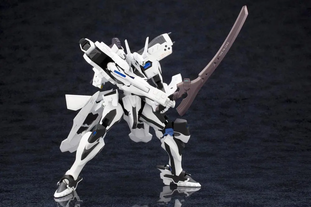 Muv-Luv Alternative Total Eclipse Plastic Model Kit Shiranui Second Yuya Bridges KI Ver. 1.5 18 cm Produktfoto