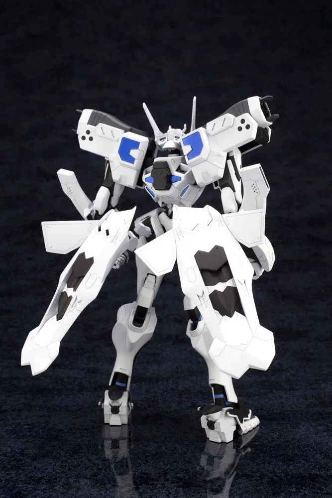 Muv-Luv Alternative Total Eclipse Plastic Model Kit Shiranui Second Yuya Bridges KI Ver. 1.5 18 cm Produktfoto
