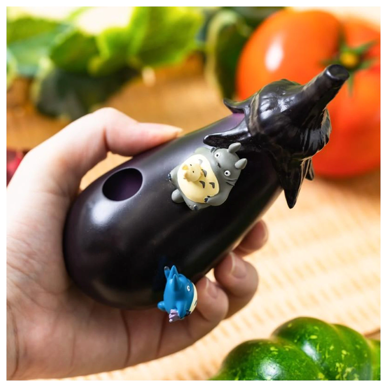 My Neighbor Totoro Aubergine Fig. Soliflore Vase Produktfoto