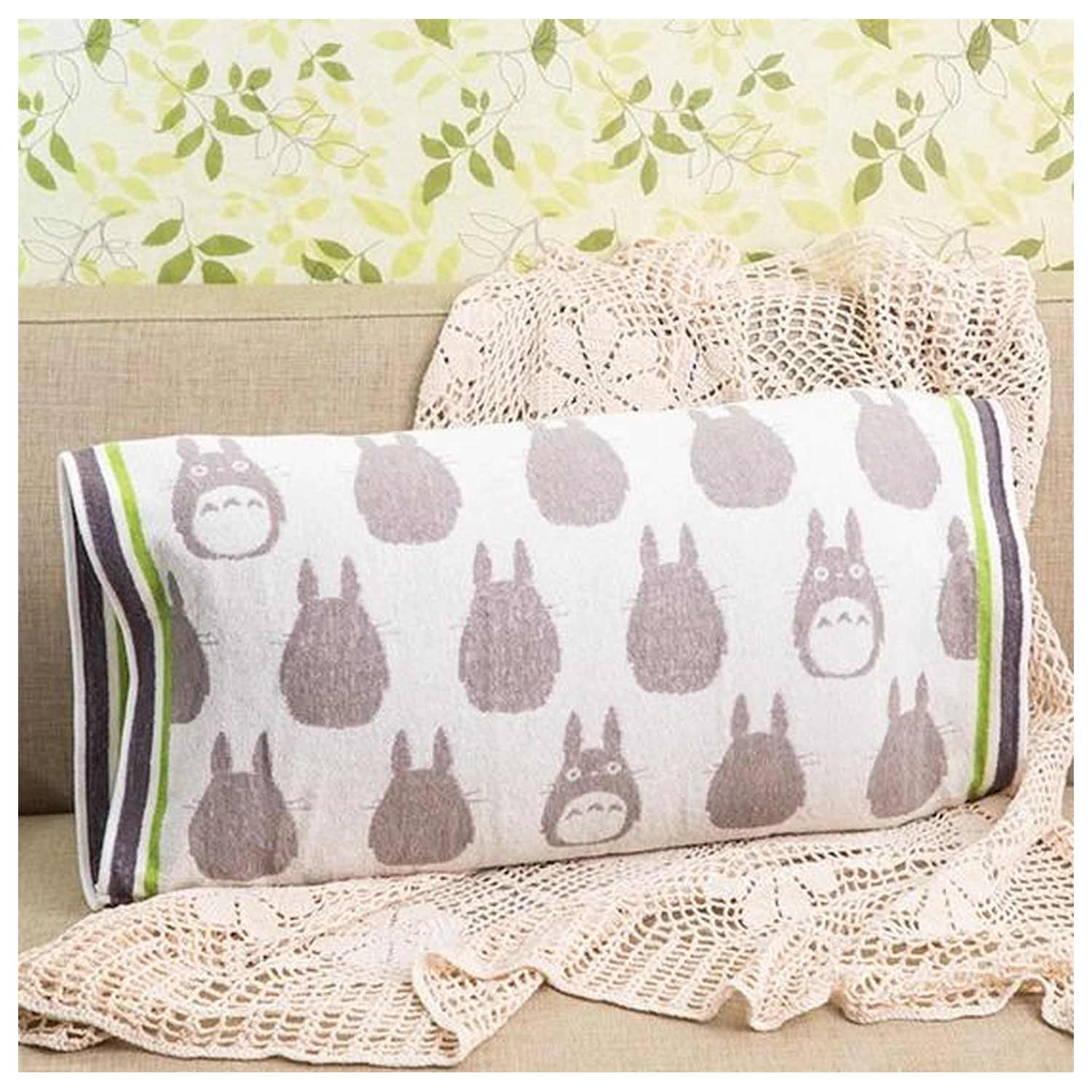 My Neighbor Totoro Grey Totoro Kissenbezug Produktfoto