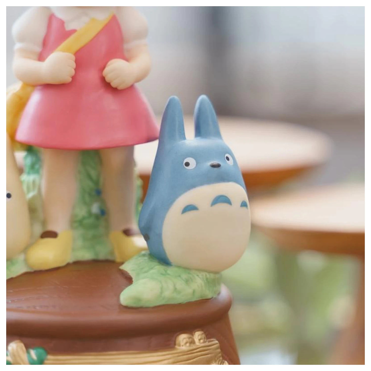 My Neighbor Totoro Mei und ihre Totoros Spieluhr Produktfoto