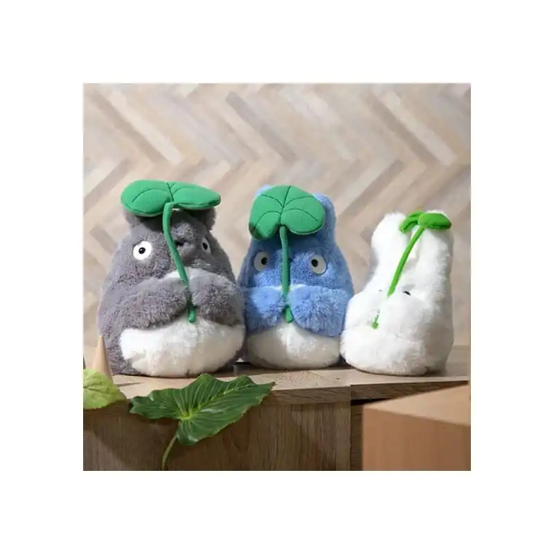 Mein Nachbar Totoro Nakayoshi Plüschfigur Big Totoro with leaf 21 cm termékfotó