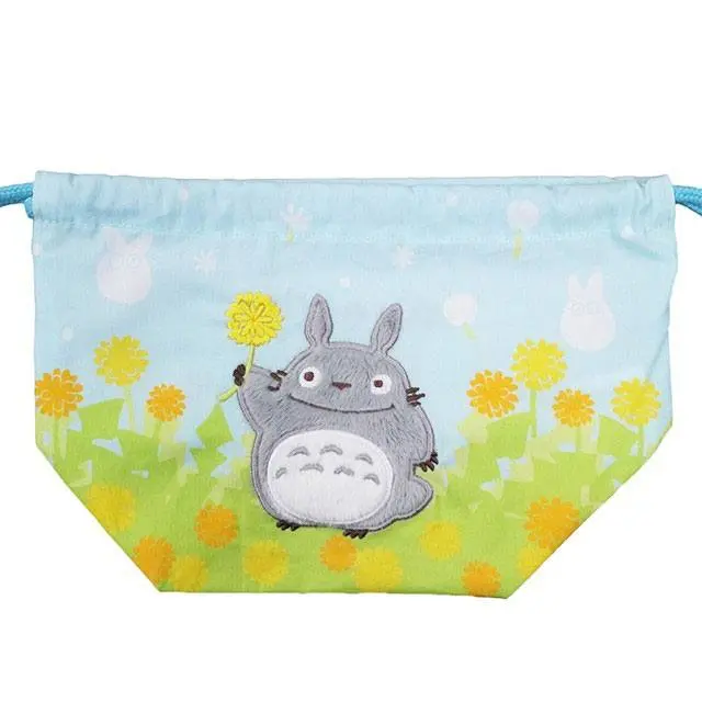 Mein Nachbar Totoro Stoffbeutel Totoro with Flowers 17 x 26 x 12 cm Produktfoto