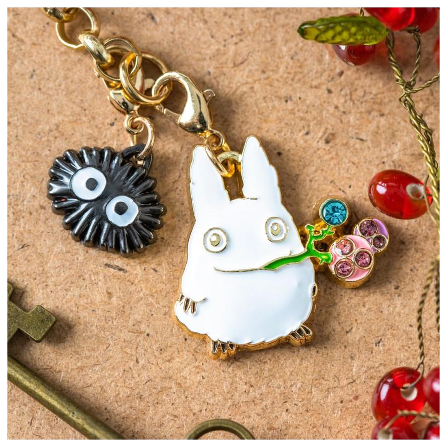 My Neighbor Totoro Weißer Totoro & Früchte Chainette Charms Produktfoto