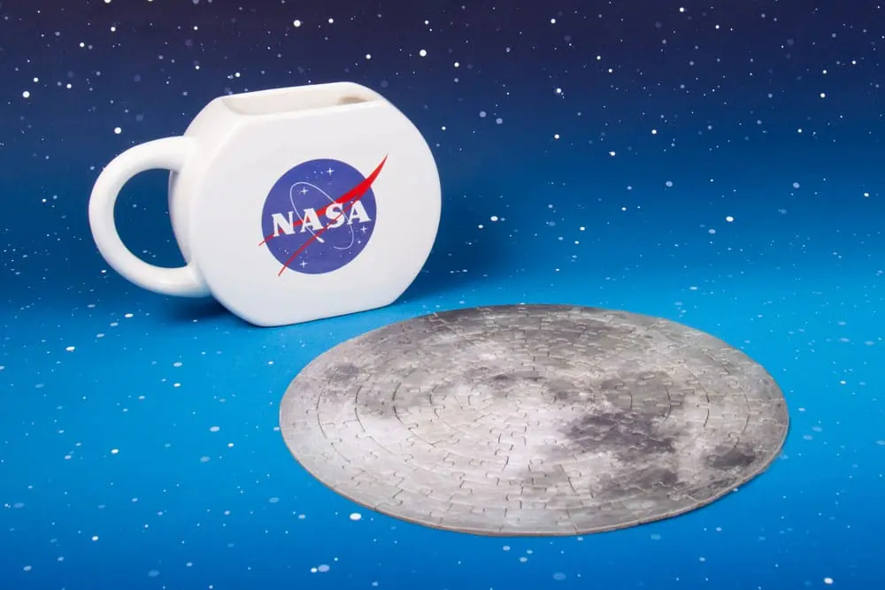 NASA Tasse und Puzzle Set termékfotó