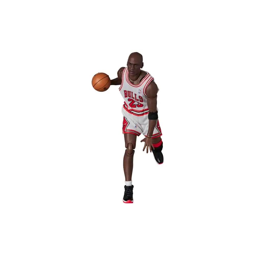 NBA MAFEX Actionfigur Michael Jordan - Chicago Bulls HOME 17 cm termékfotó