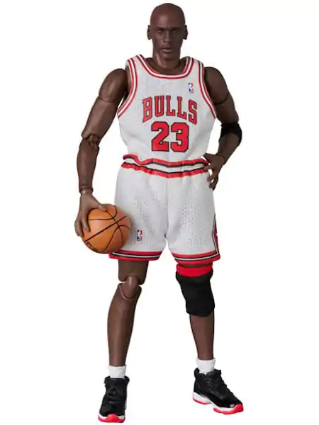 NBA MAFEX Actionfigur Michael Jordan - Chicago Bulls HOME 17 cm termékfotó