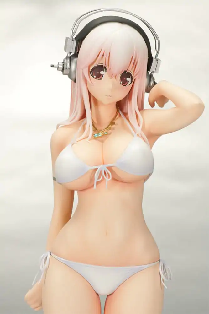 Nitro Super Sonic PVC Statue 1/5 Super Sonico Sonicomi Package Version 33 cm (re-run) termékfotó