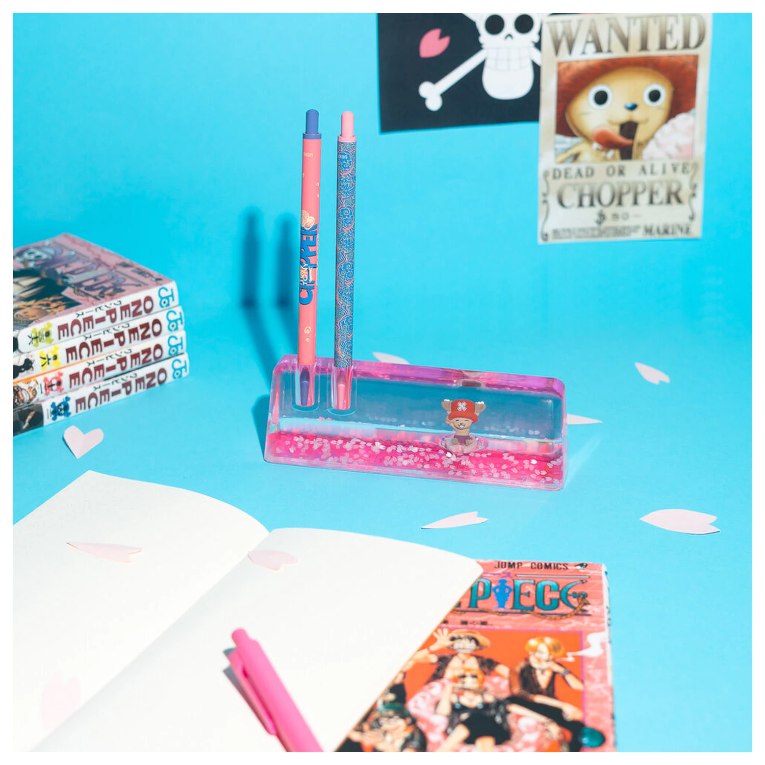 One Piece Chopper Set aus Bleistift, Kugelschreiber und Acryl-Ständer Produktfoto