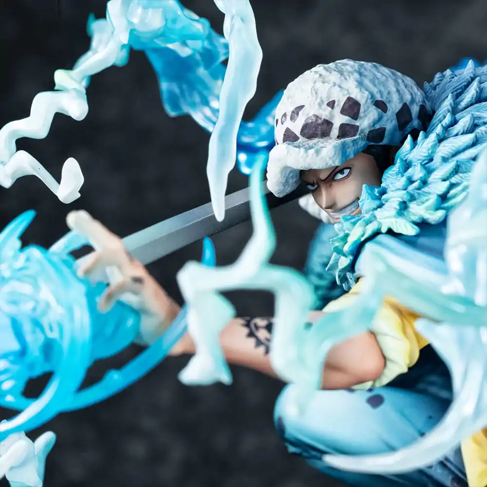 One Piece Portrait Of Pirates WA-MAXIMUM PVC Statue Trafalgar Law The Surgeon of Death Awaken Ver. 27 cm Produktfoto