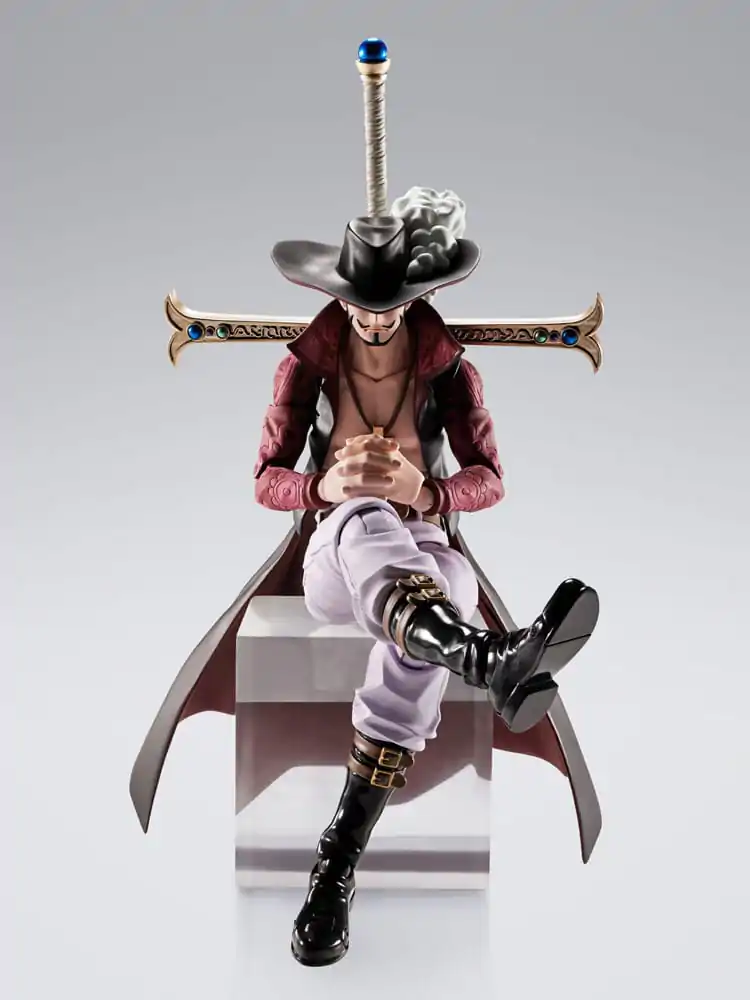 One Piece S.H.Figuarts Actionfigur Dracule Mihawk Hawkeye 17 cm Produktfoto