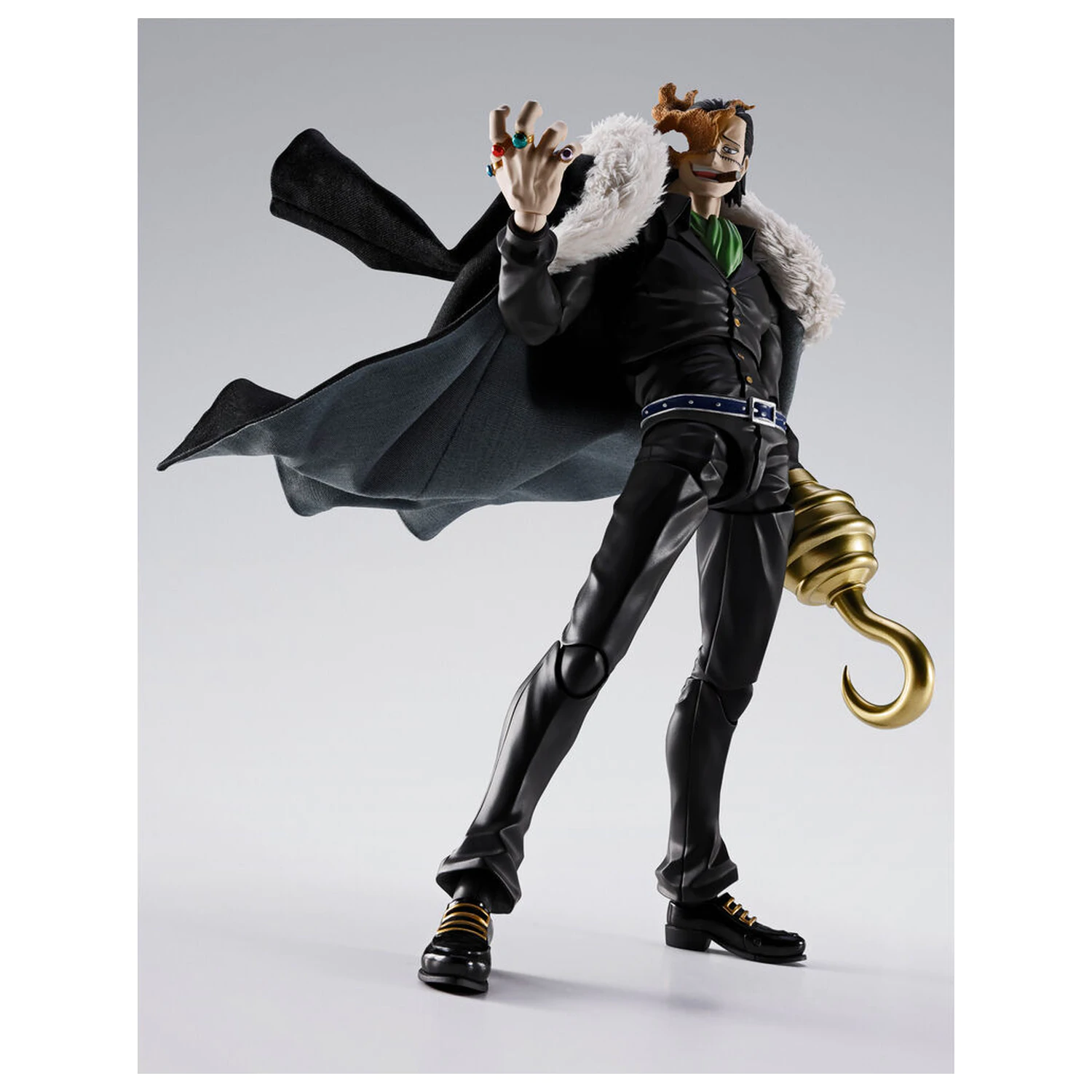 One Piece Sir Crocodile Marineford S.H. Figuarts Figur 18cm Produktfoto