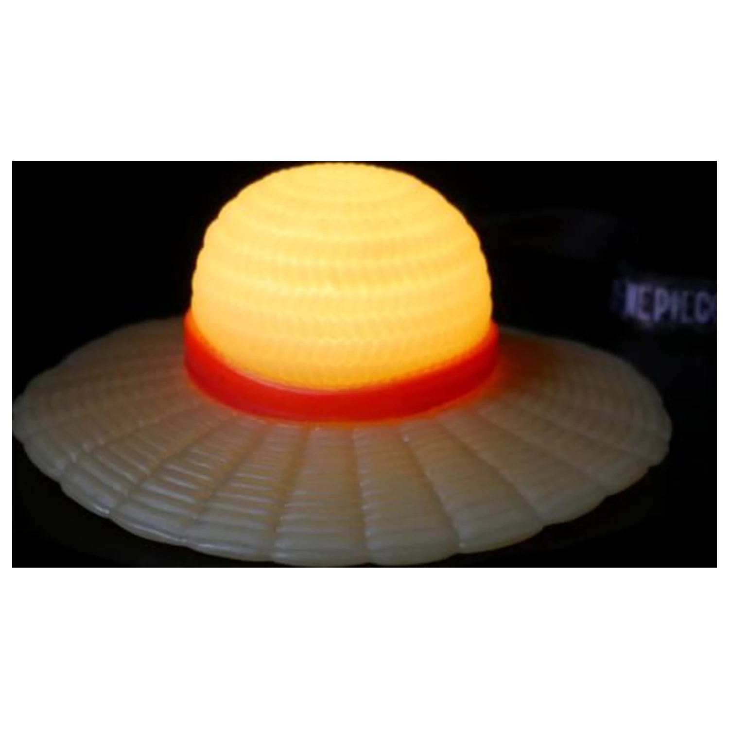 One Piece Straw Hat LED Lampe 3,5 cm Produktfoto