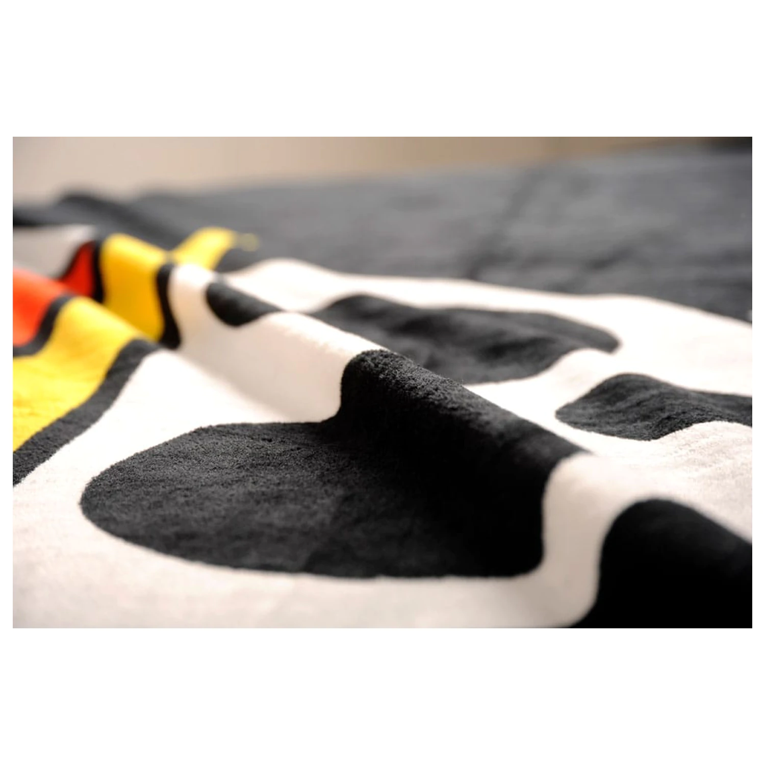 One Piece Flanell-Fleecedecke 150 x 200 cm Produktfoto