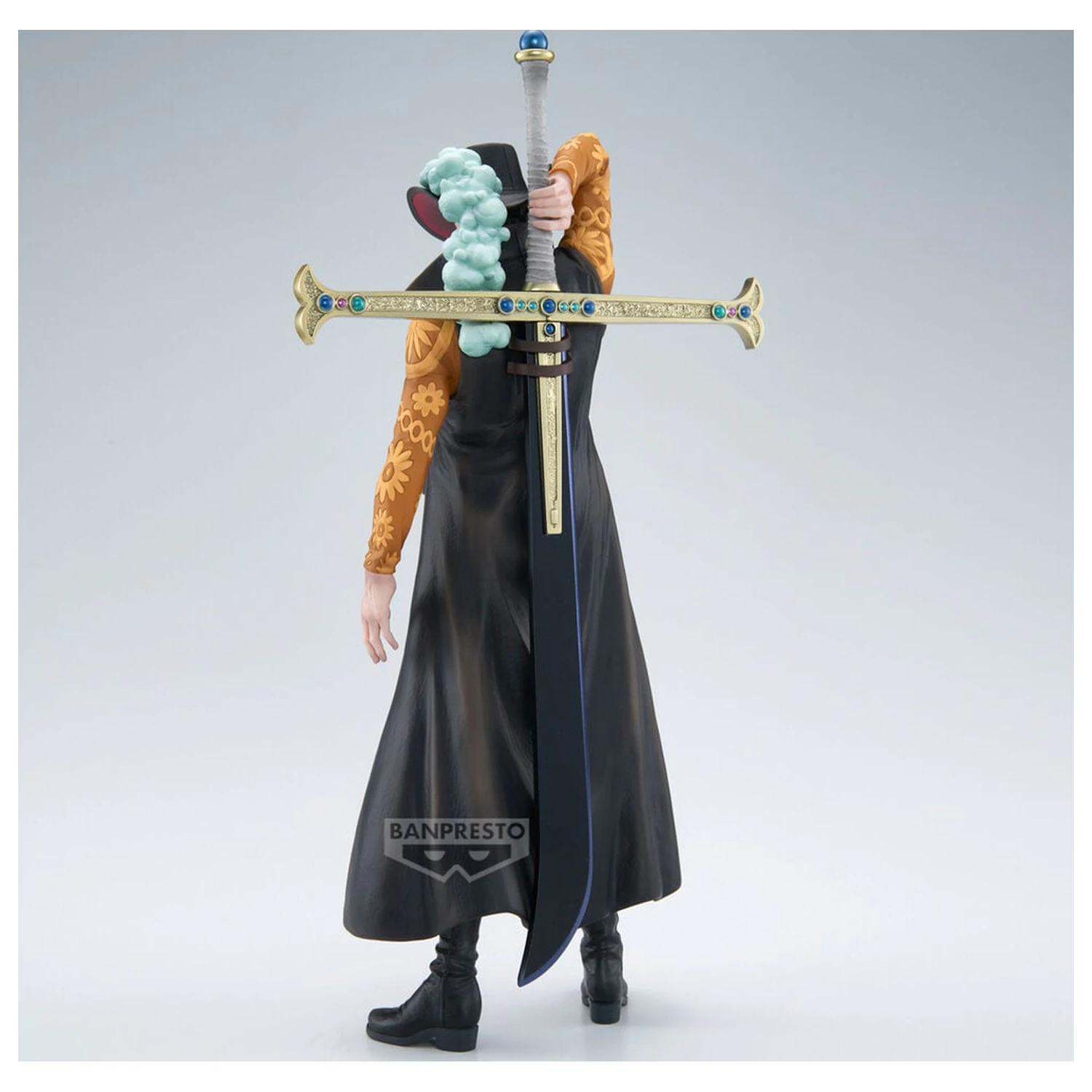 One Piece The Brush Dracule Mihawk Figur 34 Zentimeter Produktfoto