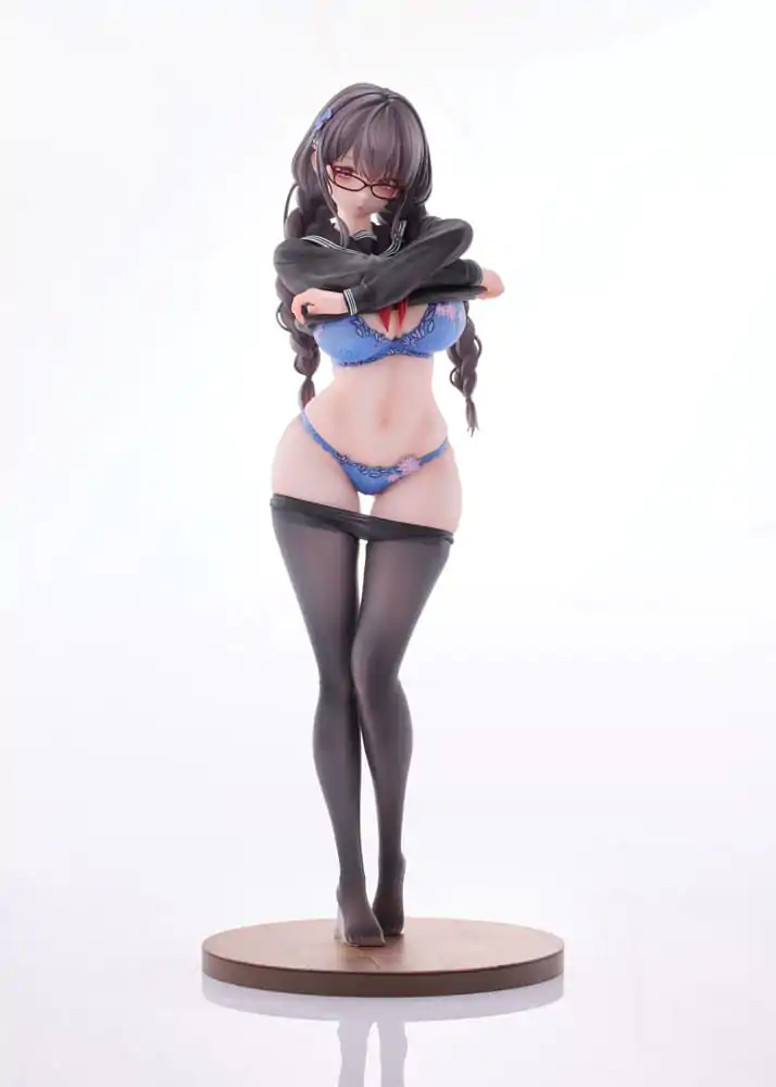 Original Character PVC Statue 1/6 Gap Glasses Girl Who Doesn't Want To Take Physical Education Class 28 cm Produktfoto