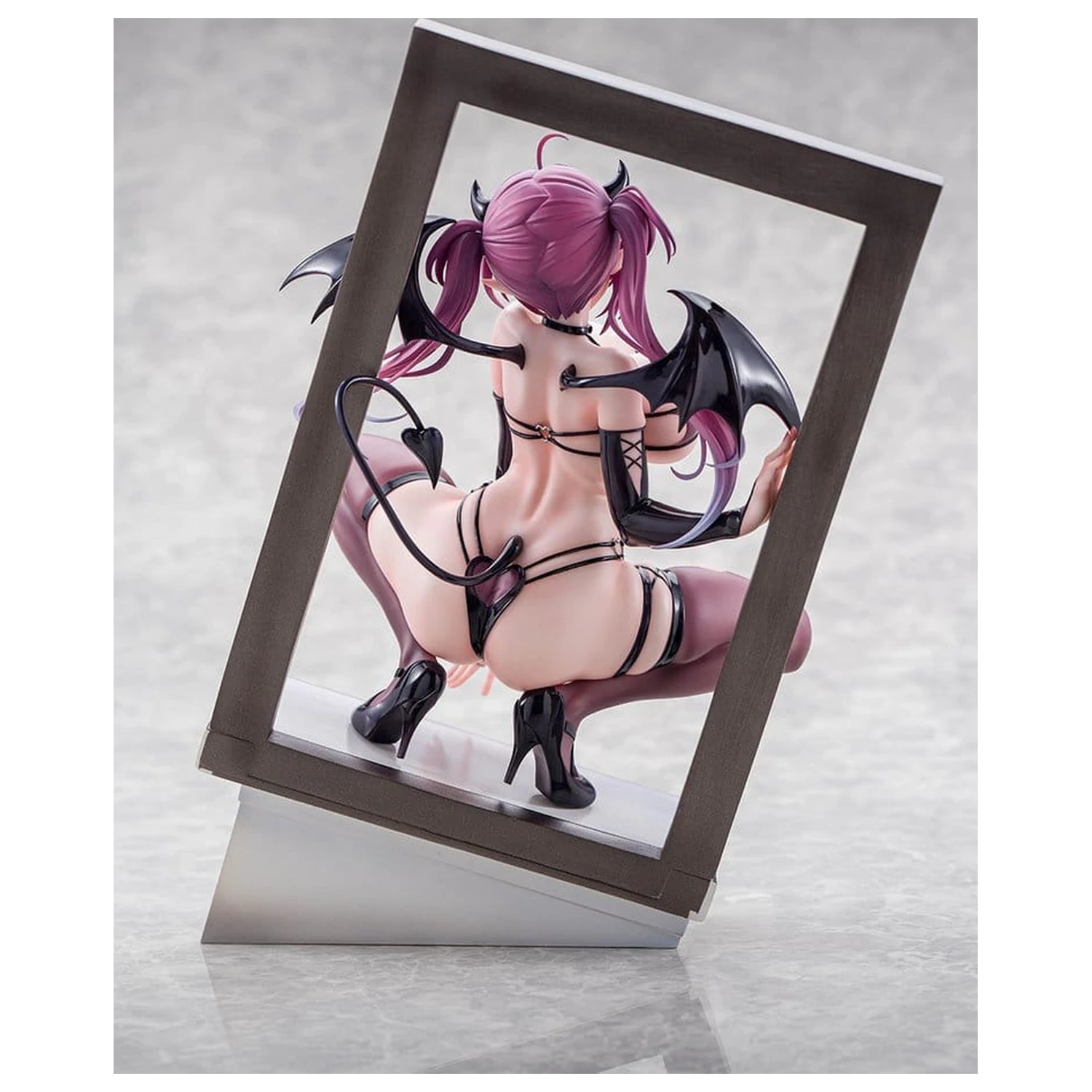 Original Charakter PVC Figur 1/6 Succubus Mieru 26 Zentimeter Produktfoto