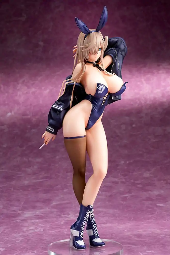 Original Character PVC Statue 1/7 Bad Bunny Illustration by Mataro 27 cm Produktfoto