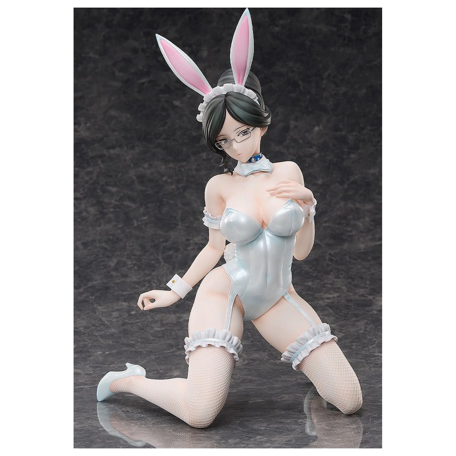 Overlord PVC Figur 1/4 Yuri Alpha: Bunny Ver. 35 cm Produktfoto