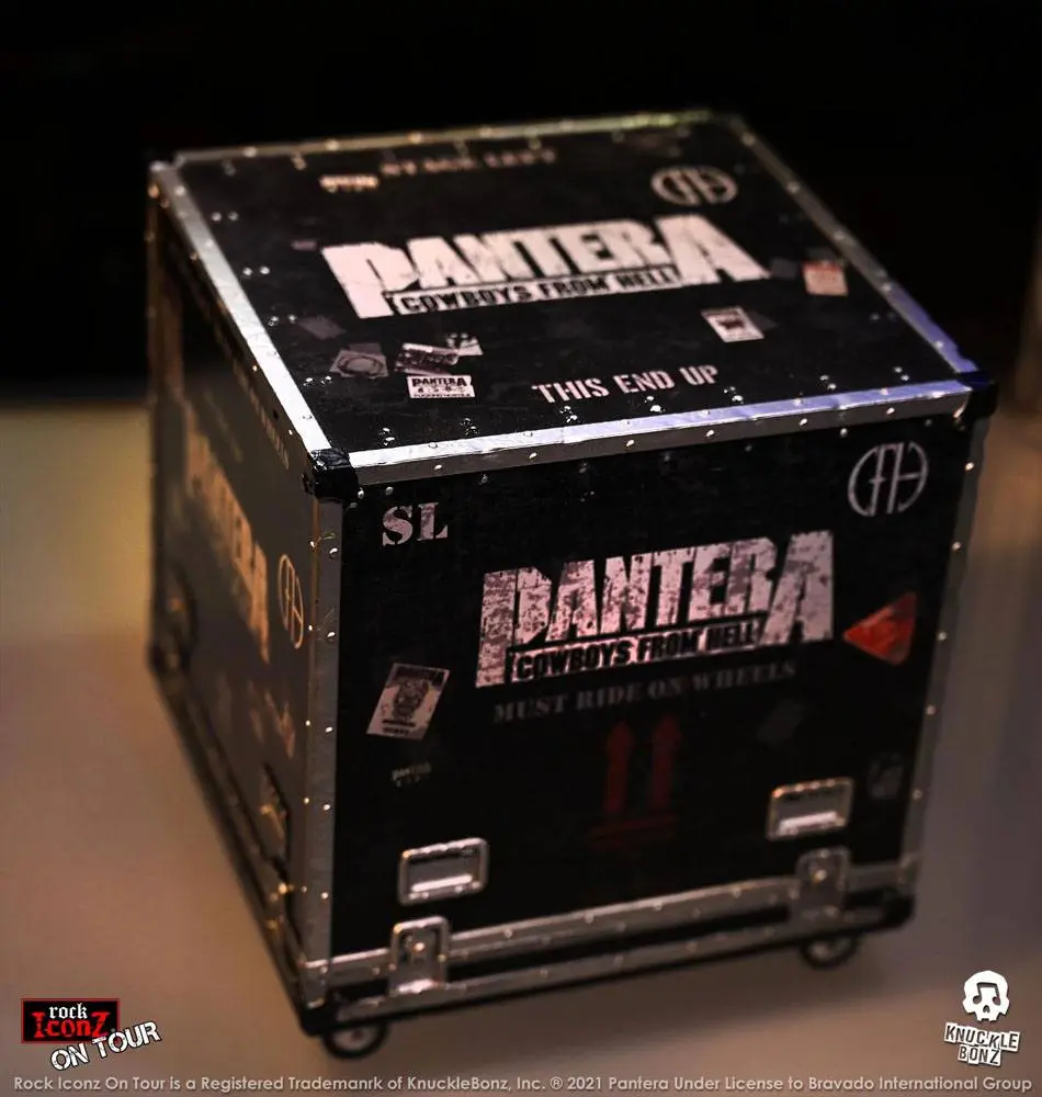 Pantera Rock Ikonz Cowboys From Hell On Tour Road Case Statue & Bühnenhintergrund Set termékfotó