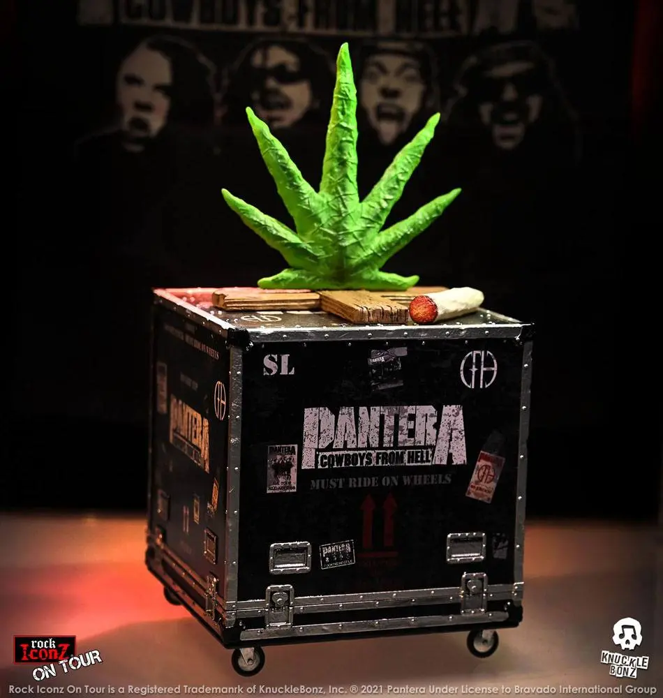 Pantera Rock Ikonz Cowboys From Hell On Tour Road Case Statue & Bühnenhintergrund Set termékfotó